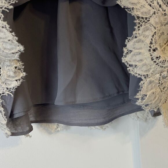 Loft Tiered Lace Trim Halter Top Size XS - Picture 4 of 7